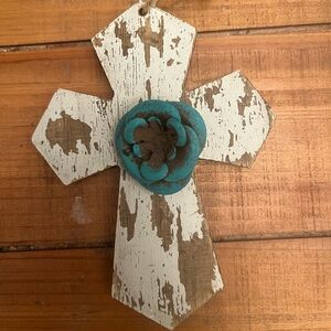 Wood Chippy Paint Cross Metal Flower Farmhouse Decor